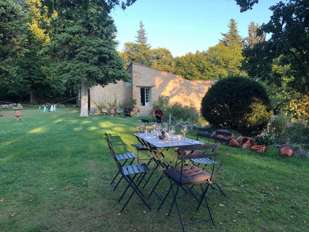 Ferme Le Pavillon Bed and Breakfast Bargemon Buitenkant foto
