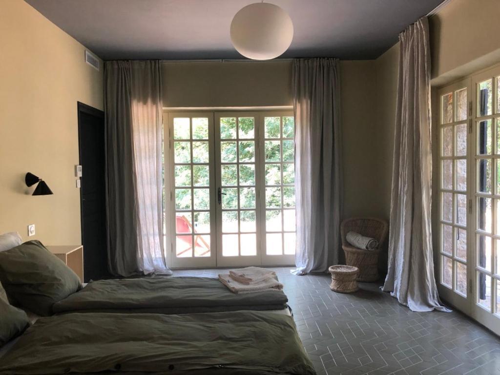 Ferme Le Pavillon Bed and Breakfast Bargemon Buitenkant foto