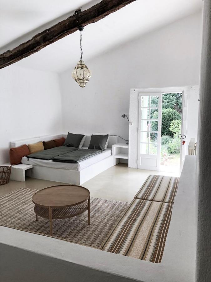 Ferme Le Pavillon Bed and Breakfast Bargemon Buitenkant foto